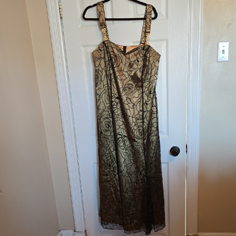 Elegant Gold w Black Floral Lace Overlay Dress